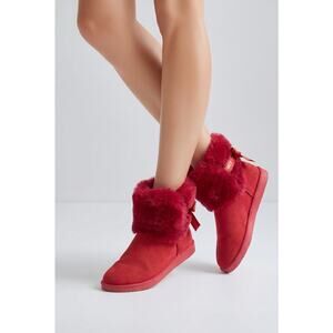 Juicy Couture King Red Faux Fur Lined Bow Slip On Winter Boots Size 7